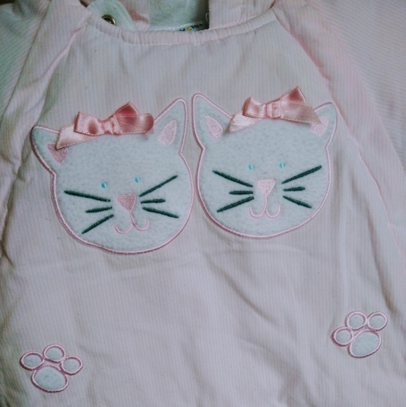 Cutest Tricycle kitty face 18 month snow suit pink - Picture 2 of 6